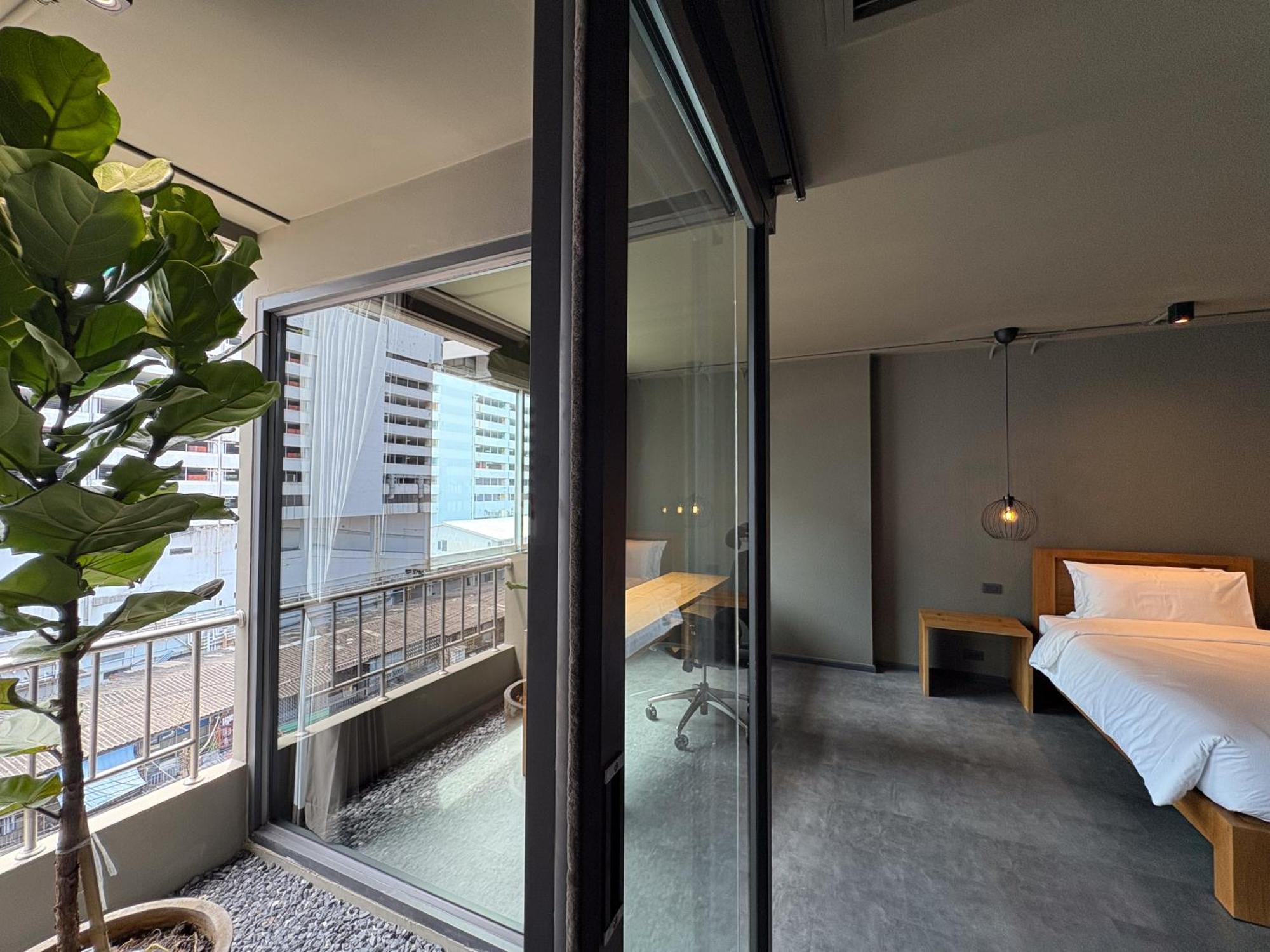 Centric Place Hotel Bangkok Ngoại thất bức ảnh