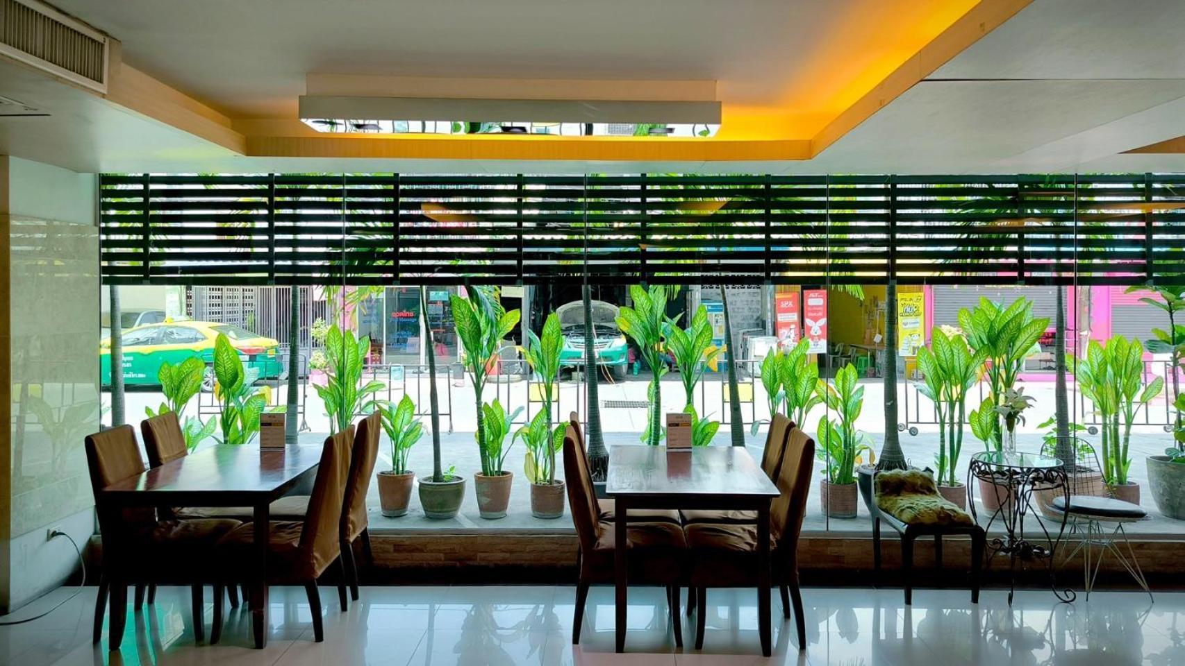 Centric Place Hotel Bangkok Ngoại thất bức ảnh